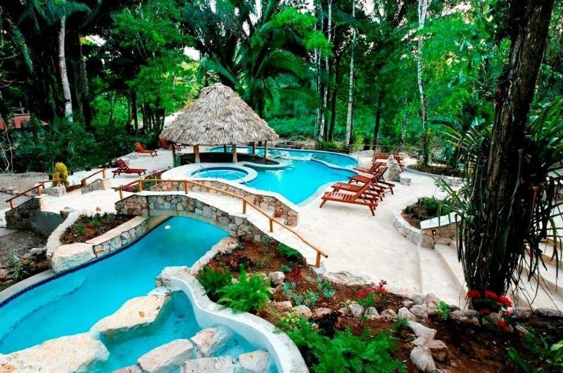 Ian Andersons Caves Branch Jungle Lodge Belmopán Exterior foto